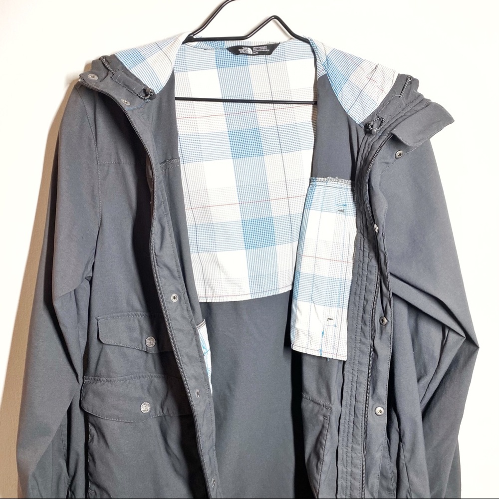 The North Face Checkered Interior Windbreaker